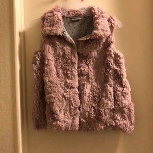Vest for girls size 10 light pink super soft